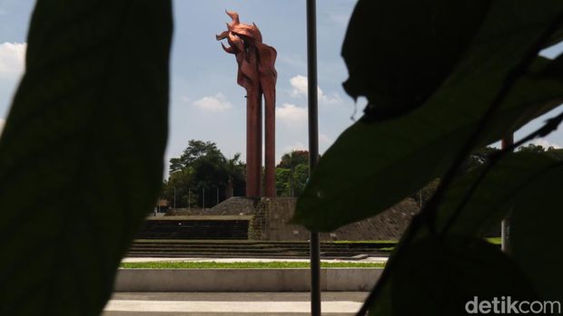 Monumen Bandung Lautan Api di Taman Tegalega, Kota Bandung.