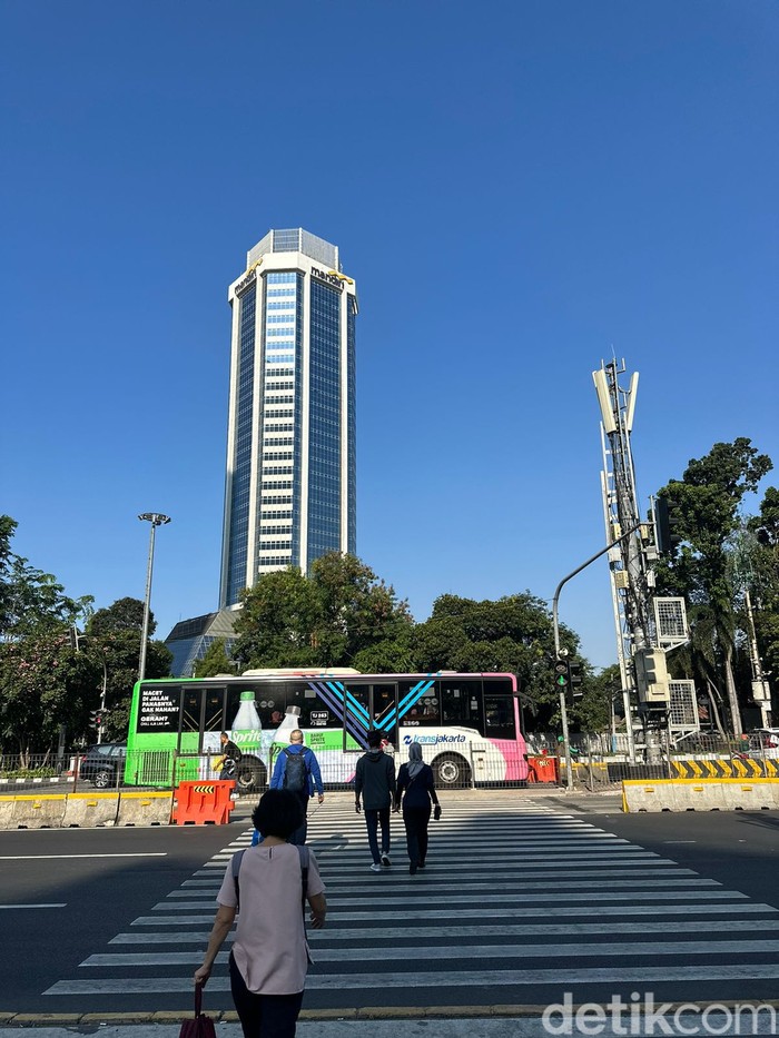 Penampakan Jakarta Full Colour Selasa (12/9) sore