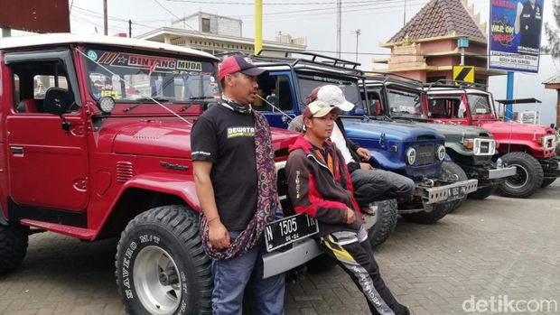 pengusaha jip bromo