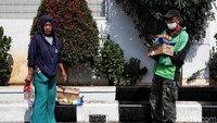 Padahal program ini diharapkan mampu meningkatkan gizi masyarakat menengah ke bawah dan menurunkan angka stunting di Jakarta.