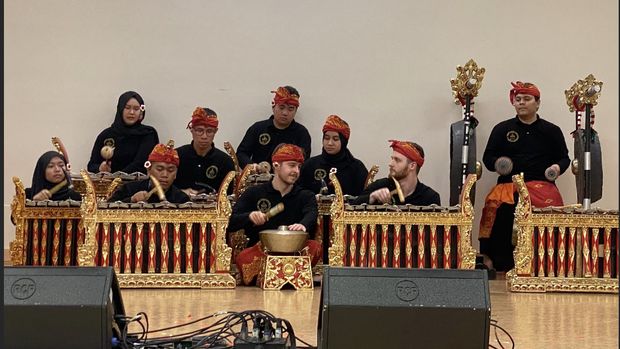 PPI Selandia Baru menampilkan gamelan Bali dan tari pendet