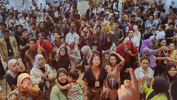 Foto: PPI Turki Bersama Diaspora RI Sukseskan Festival Pasar Senggol di Istanbul