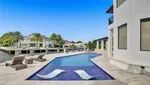 7 Potret Rumah Lionel Messi di Florida yang Bikin Hunian di Sekitarnya Meroket