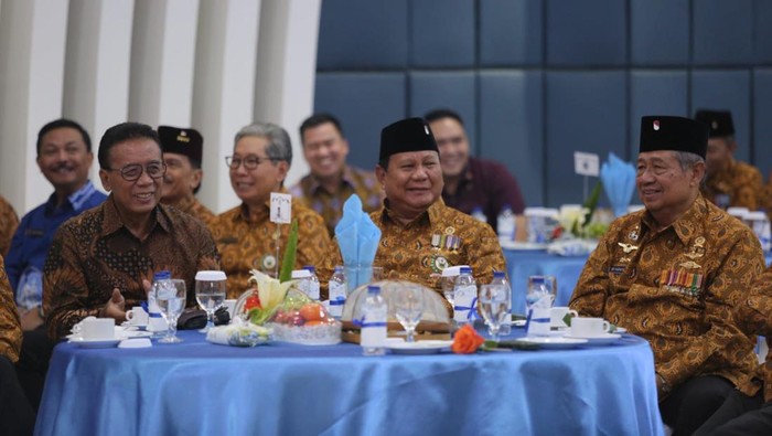 SBY dan Prabowo duduk sebelahan di syukuran HUT ke-64 Pepabri.