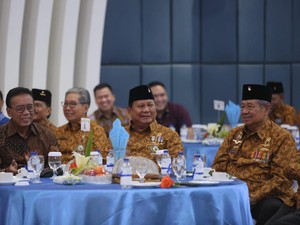SBY-Prabowo Duduk Sebelahan dan Nyanyi Bareng di HUT ke-64 Pepabri