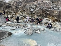 Harga Tiket Masuk Gunung Salak, Jalur Pendakian, dan Kisah Mistisnya