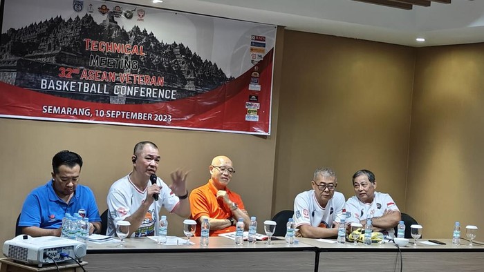 Turnamen Basket Antarveteran 2023 digelar di Semarang 11-15 September.