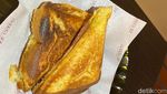 Nyamm! Ada Curry Puff hingga Kopi Susu Jahe di Kafe Viral Ini