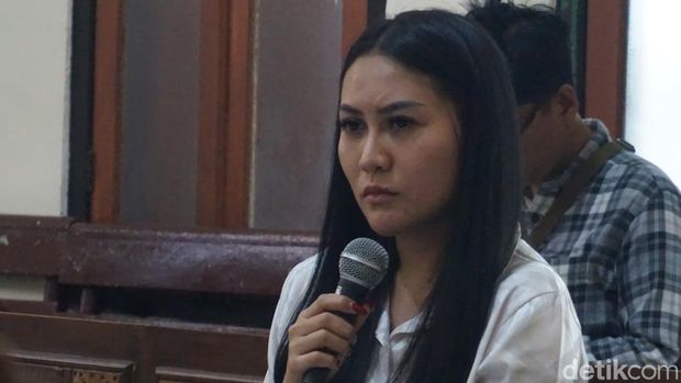 ART Surabaya kuras harta di brankas majikannya gegara tak dibelikan iPhone.