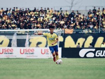 Bek Gresik United Divie Alviandi Jalani Operasi usai Cedera Ligamen Lutut