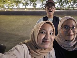 Hasil Foto Low Light Samsung Galaxy Z Flip 5