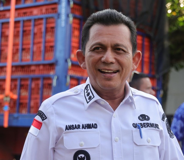 Gubernur Kepulauan Riau Ansar Ahmad