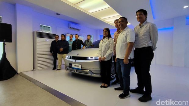 Hyundai Ioniq 5 BlueLink.
