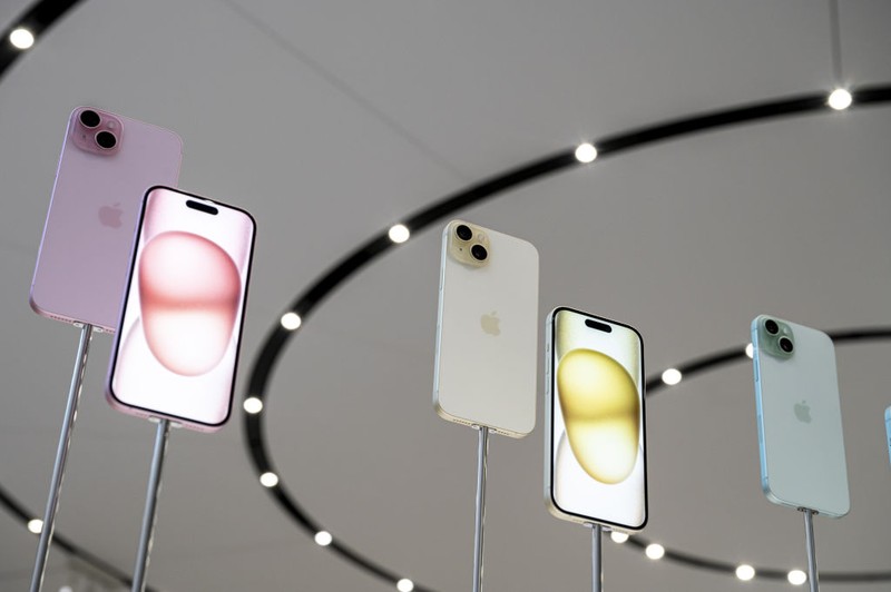 The Apple iPhone 15 Pro Max during an event at Apple Park campus in Cupertino, California, US, on Tuesday, Sept. 12, 2023. Apple Inc. introduced its latest iPhones at an event Tuesday, banking on new materials, camera upgrades and improved performance to coax back consumers in a sluggish smartphone market. Photographer: David Paul Morris/Bloomberg via Getty Images