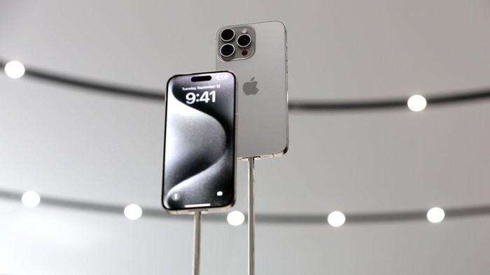 CUPERTINO, CALIFORNIA - SEPTEMBER 12: The new iPhone 15 Pro is displayed during an Apple event at the Steve Jobs Theater at Apple Park on September 12, 2023 in Cupertino, California. Apple revealed its lineup of the latest iPhone 15 versions as well as other product upgrades during the event. (Photo by Justin Sullivan/Getty Images)