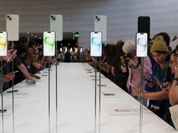Penampakan Nyata iPhone 15 dan 15 Pro, Waspada Tergoda