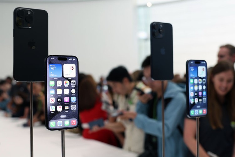 CUPERTINO, CALIFORNIA - SEPTEMBER 12: The new iPhone 15 Pro is displayed during an Apple event at the Steve Jobs Theater at Apple Park on September 12, 2023 in Cupertino, California. Apple revealed its lineup of the latest iPhone 15 versions as well as other product upgrades during the event. (Photo by Justin Sullivan/Getty Images)