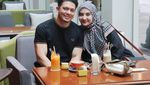 Tak Hanya Berkuda, Irwansyah dan Zaskia Sungkar juga Kompak Kulineran Berdua
