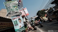 Berdasarkan Pasal 71 Peraturan Komisi Pemilihan Umum Nomor 15 Tahun 2023 tentang Kampanye Pemilihan Umum, mengatur bahwa Alat Peraga Kampanye Pemilu dilarang dipasang pada tempat umum sebagai berikut: tempat ibadah, rumah sakit atau tempat pelayanan kesehatan, tempat pendidikan meliputi gedung dan/atau halaman sekolah dan/atau perguruan tinggi, gedung milik pemerintah, fasilitas milik pemerintah, fasilitas tertentu milik pemerintah dan fasilitas lainnya yang dapat mengganggu ketertiban umum. 