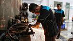 Keren! Anak-anak SMK Beraksi Rakit Mobil Listrik