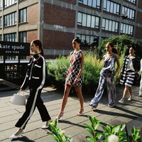 Inilah koleksi terbaru Kate Spade New York Spring 2024. Koleksi ini penuh dengan warna-warna musim semi yang cerah. Foto: Dok. Kate Spade.