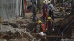 Menanti Rampungnya Proyek Saluran Air dan Trotoar di Matraman
