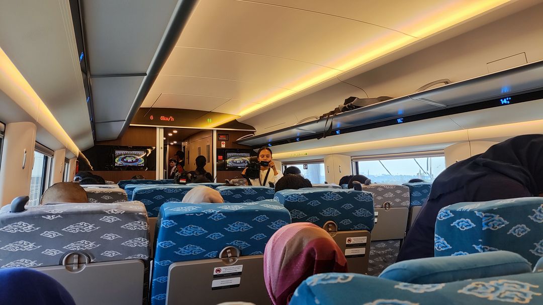 Menjajal kereta cepat Jakarta-Bandung (Marlinda/detikcom)