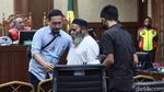 Momen Lukas Enembe Jalani Sidang Tuntutan