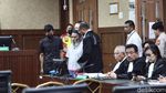 Momen Lukas Enembe Jalani Sidang Tuntutan