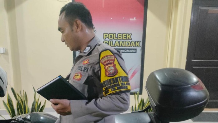 Polsek Cilandak bakal catat pelajar terlibat tawuran di buku hitam.