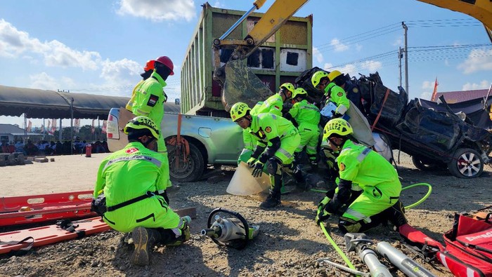 Ajang Indonesia Fire and Rescue (IFRC) kembali digelar di Site Borneo Indobara Tanah Bumbu, Kalimantan Selatan. PT Putra Perkasa Abadi (PPA) berhasil pertahankan gelar juara umum.
