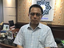 Rektor UIN Suska Riau Jadi Tersangka!