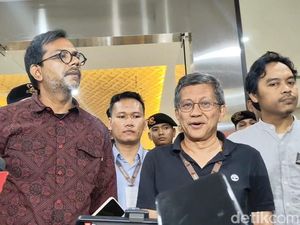 Kasus Sebar Hoax Naik Penyidikan, Rocky Gerung Bakal Diperiksa Lagi