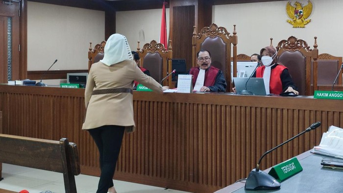 Sidang vonis Hasnaeni (Wilda/detikcom)