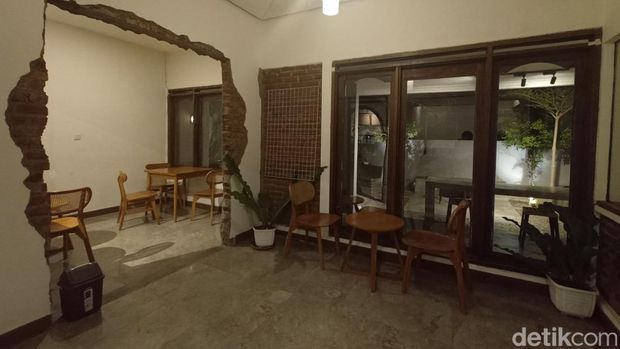 Stoik Coffee Bandung.