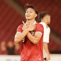 Hokky Caraka menjadi sorotan dalam beberapa permainannya baru-baru ini. Dalam postingan di Instagram, Hokky yang tergabung dalam PSS Sleman itu mendapat banyak komentar, termasuk yang memuji paras manisnya. Foto: Instagram