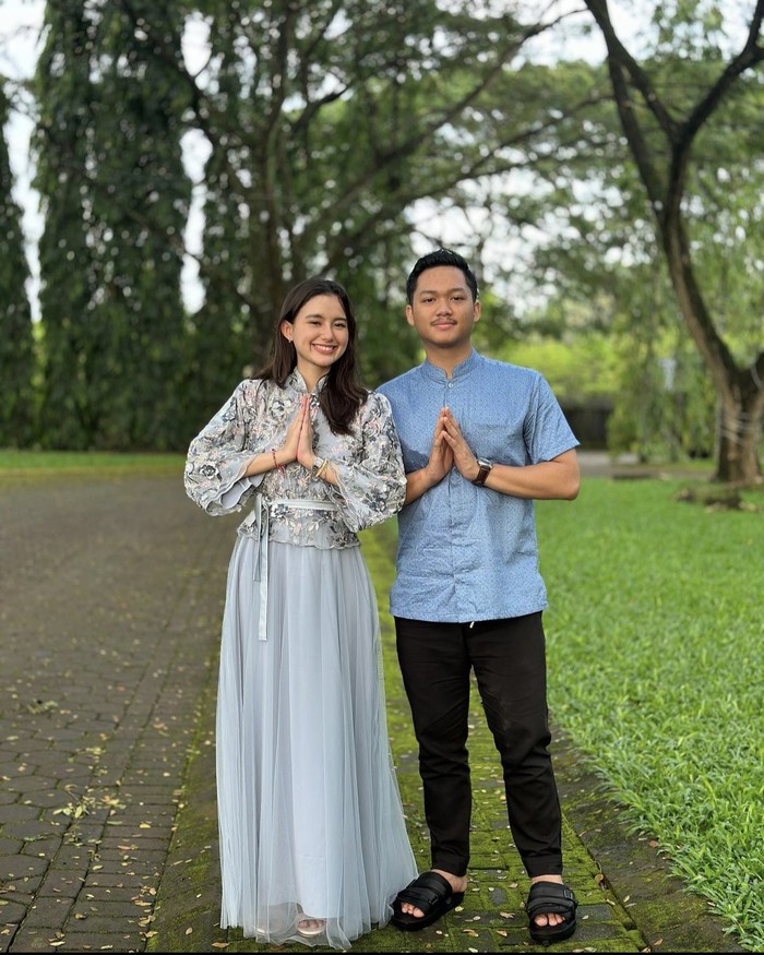 Azriel Hermansyah Bakal Nikah, Ini Momen Kulinernya Bareng Sarah Menzel Azriel Hermansyah Bakal Nikah, Ini Momen Kulinernya Bareng Sarah Menzel