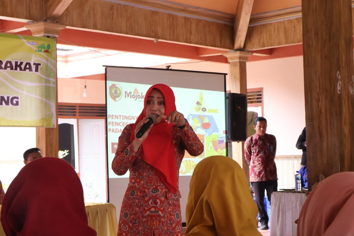 Berdayakan Emak-emak, Bupati Mojokerto Galakkan DHASAT Turunkan Stunting