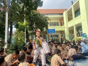 Top! Aktivis Lingkungan Cilik Surabaya Sulap Kemasan Kopi Jadi Ecobrick