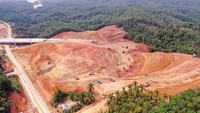 Tol Bangkinang Koto Kampar yang dibangun sejak pertengahan 2019 dengan total panjang 24,7 kilometer ini mencatatkan progres yang signifikan dan optimis rampung sesuai target di akhir tahun 2023. Hingga agustus 2023, progres jalan tol mencapai 80%, dan progres pengadaan lahan terus berjalan sebesar 94,74%. 