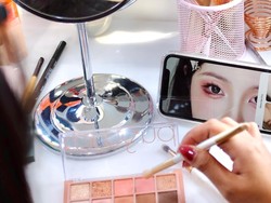 Tren Makeup Hingga Akhir Tahun 2024, Apa Saja?