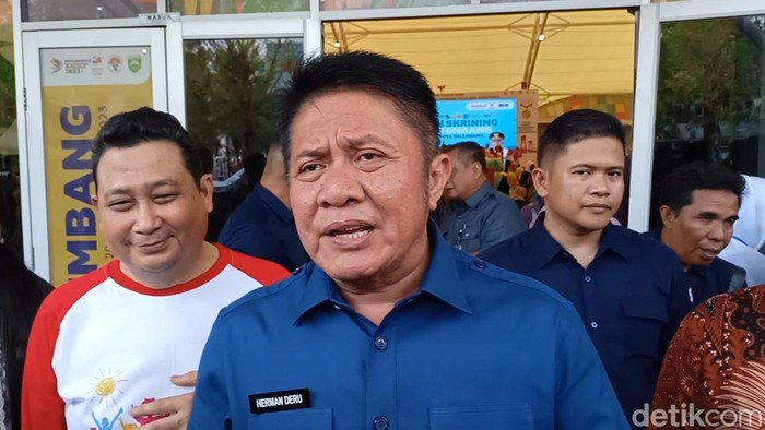 Gubernur Sumatera Selatan Herman Deru saat memberi bocoran nama-nama pj Wali Kota dan Bupati di Sumsel.