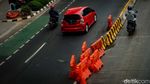 Hati-hati! Separator Busway di Cawang Ini Sering Bikin Celaka