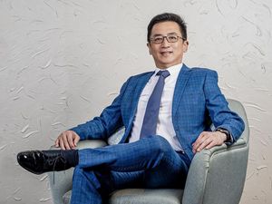 Hermanto Tanoko Mau Bawa Perusahaan Kimia Beraset Jumbo IPO