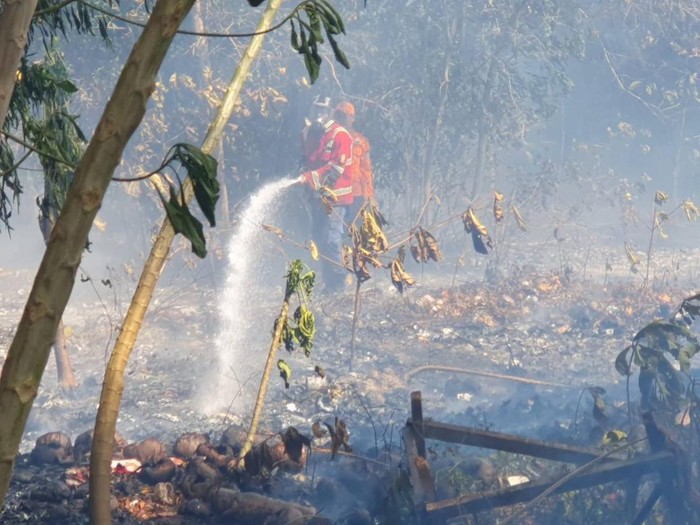 Kebakaran di TPA Belitung belum bisa dipadamkan hingga hari kesebelas.