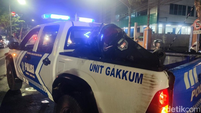 Kecelakaan mobil vs motor di Jalan Brigjen Katamso Semarang, Kamis (14/9/2023).