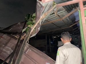 15 Rumah Rusak di Medan Setelah Diterjang Angin Puting Beliung