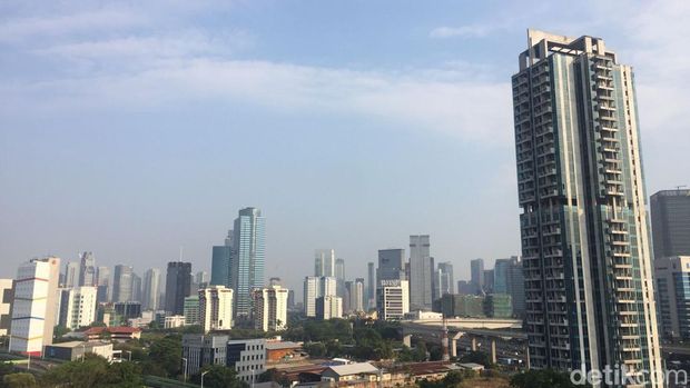 Langit biru Jakarta