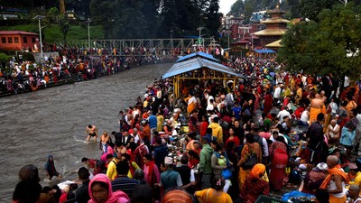 Melihat Tradisi Unik Perayaan Hari Ayah di Nepal