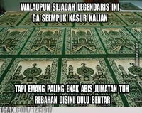 Sudah hari Jumat aja nih, detikers. Yuk siap-siap buat salat Jumat, dikit lagi azan berkumandang, loh.